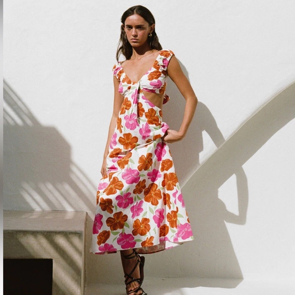 NWT SABO Kameliya Cut Out Midi Dress Designed in Australia